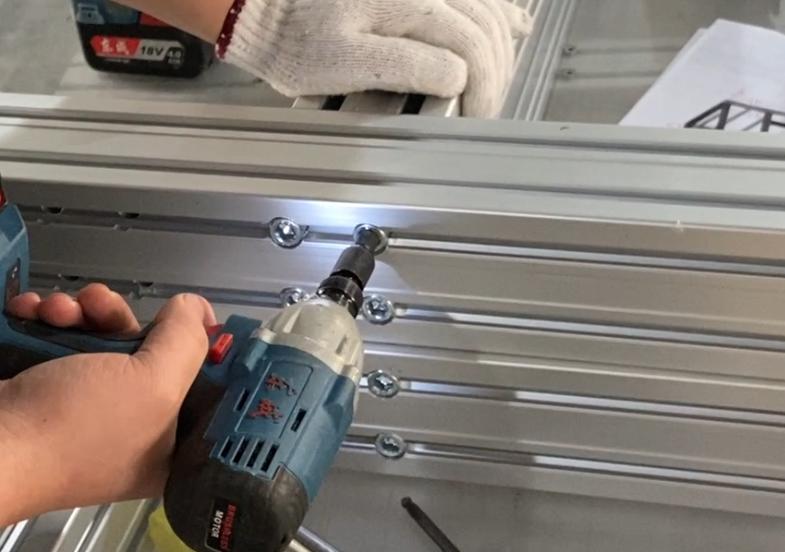 8080鋁型材內六角螺栓連接